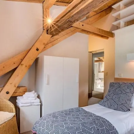 Splendid 6bd Chalet - What'app - 0034-656-619-782 - For Reservations! Villa